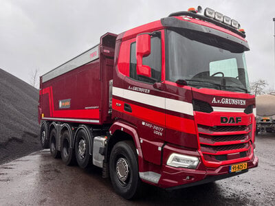 WSI WSI DAF XF DL 10x4 tipper A. VAN GRUNSVEN