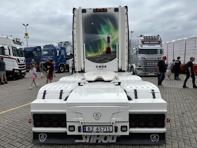 Tekno Tekno Scania NGR Highline 6x2 with 3-axle curtainside trailer HAKULL - THOR BJORN OSTERHUS