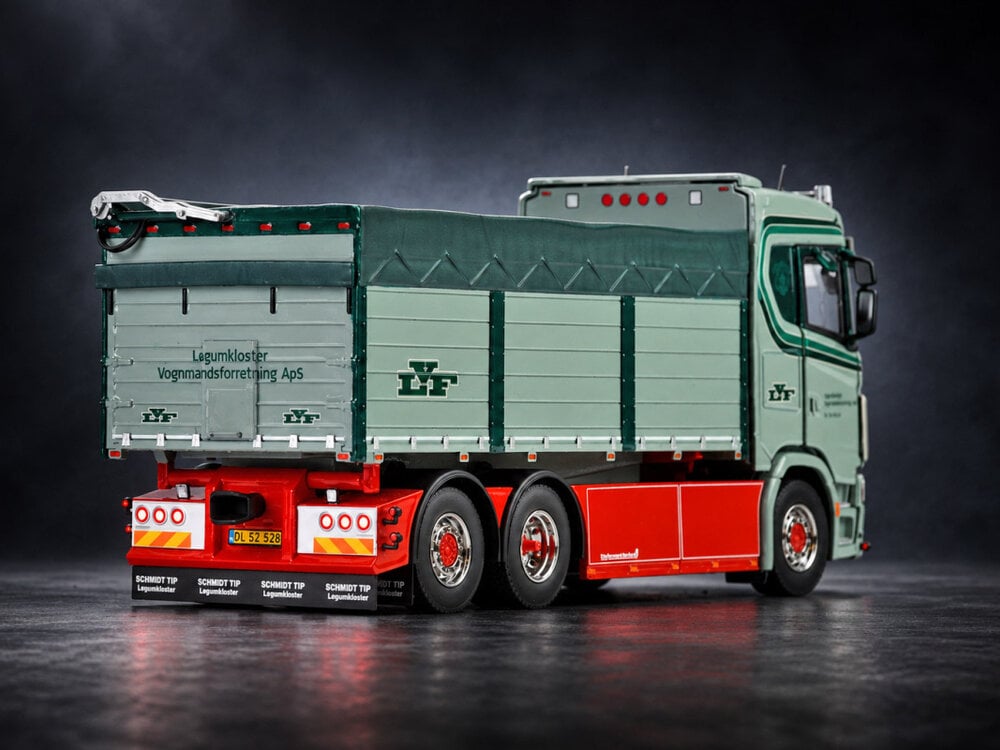 IMC IMC Scania S Highline 6x2 with 2-axle trailer and 2-axle dolly LOGUM KLOSTER