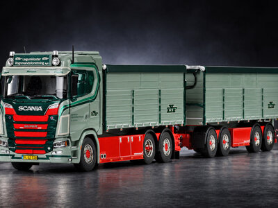 IMC IMC Scania S Highline 6x2 with 2-axle trailer and 2-axle dolly LOGUM KLOSTER