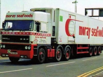 WSI WSI DAF 3300 Space Cab 6x2 with 3-axle classic reefer trailer MORAY SEAFOOD Buckie Scotland