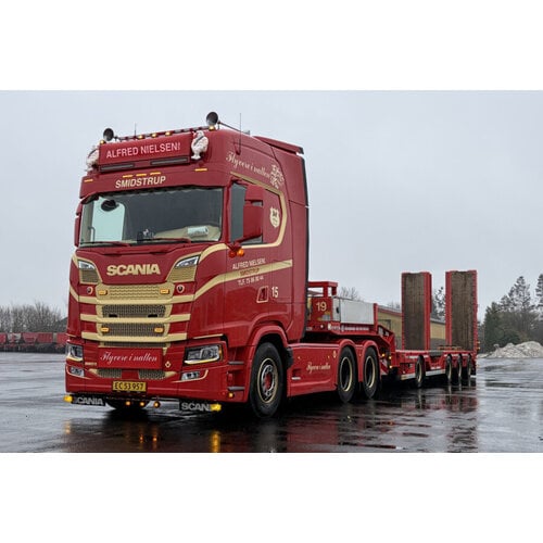 WSI WSI Scania S Highline 6x4 with 4-axle semi wheel well lowloader ALFRED NIELSEN