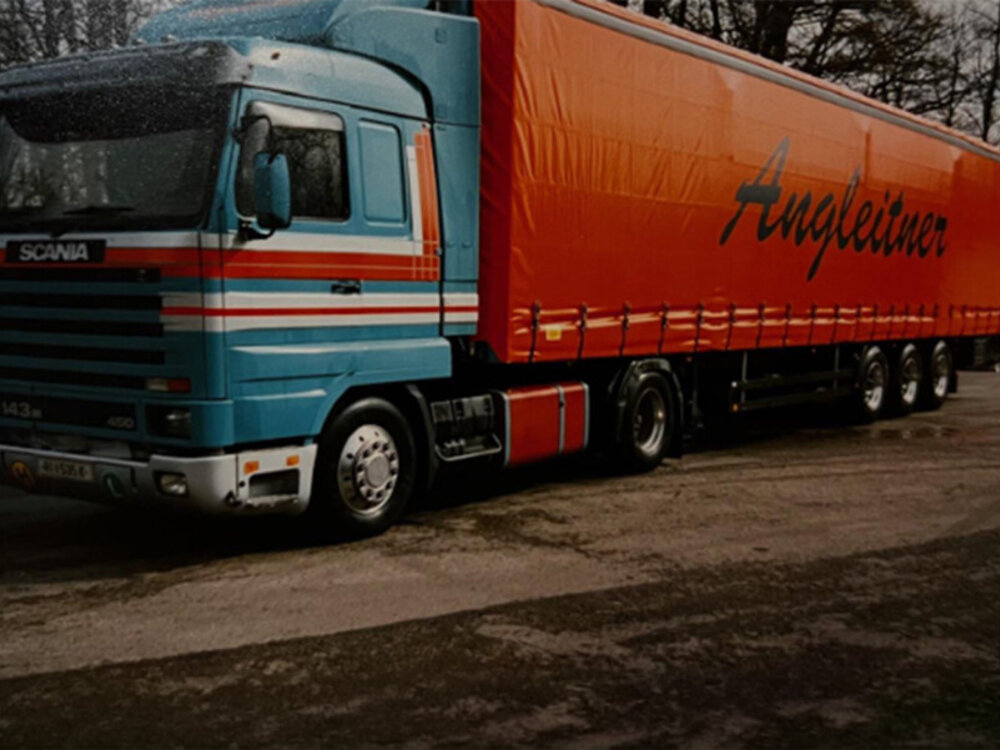 WSI WSI Scania 143M streamline met 3-as schuifzeilen oplegger ANGLEITNER GMBH