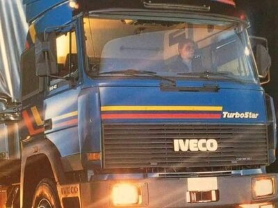 Tekno Tekno Iveco Turbostar 4x2 TBP (blauw)