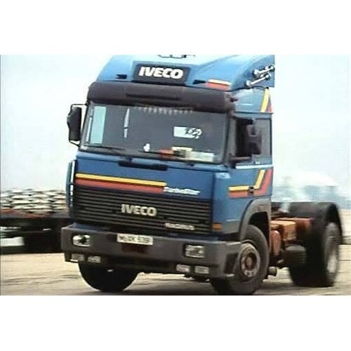 Tekno Tekno Iveco Turbostar 4x2 TBP (blauw)