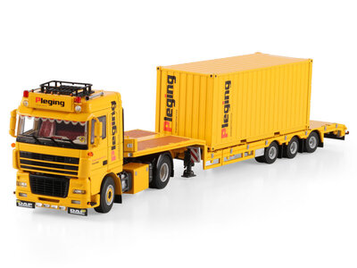 WSI WSI DAF XF 95 Space Cab 4x2  met 3-assige dieplader + 20ft container PLEGING