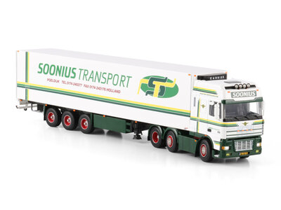 WSI WSI DAF XF95 Super Space cab  6x2 met 3-assige koeloplegger SOONIUS