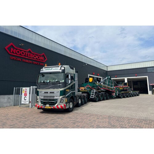 WSI WSI Volvo FH5 Globetrotter XL 8x4 with 7-axle wind mill trailer + 4-axle dolly BOLK