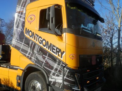 WSI WSI Volvo FH05 6x2 + 4-axle lowbed trailer K.T.  MONTGOMERY SCOTLAND