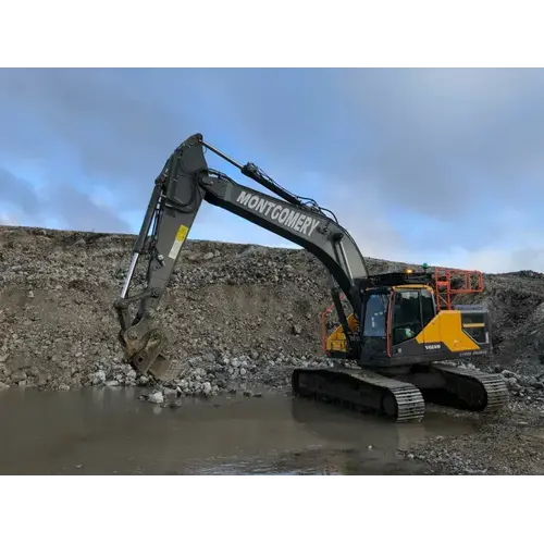 WSI WSI Volvo EC220D crawler excavator K.T. MONTGOMERY