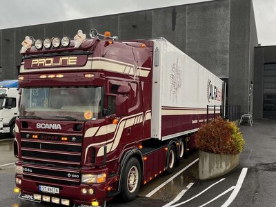 Tekno Tekno Scania 164G-580 Topline met 3-assige koeloplegger PROLINE