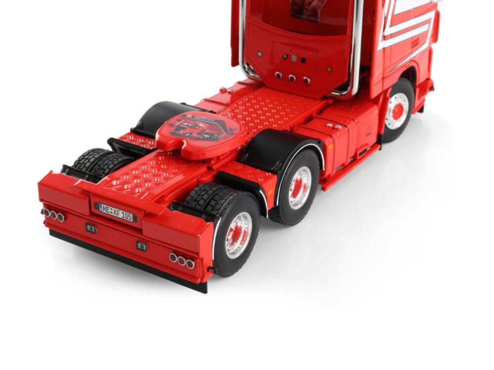 WSI WSI DAF XF105 Super Space Cab 6x2 JENS NAUJOK