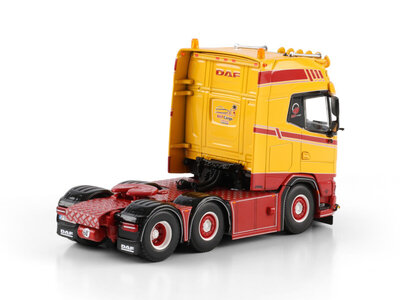 WSI WSI DAF XG+ 6x2 BKP CARGO