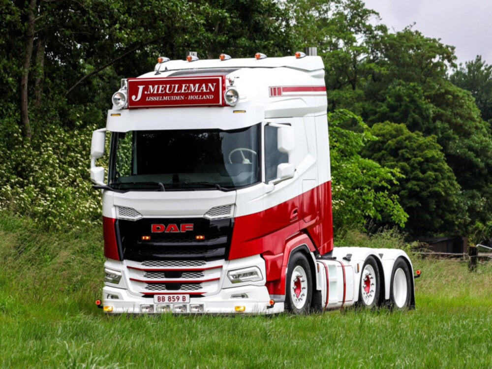 WSI WSI DAF XF SH 6x2 twin steer J. MEULEMAN