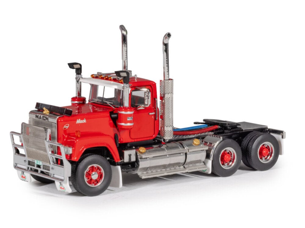 Drake models Drake Mack day cab series 1 RED/ BLACK