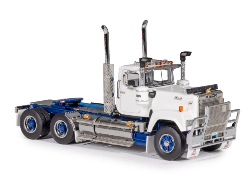 Drake models Drake Mack day cab series 1 WHITE/ BLUE