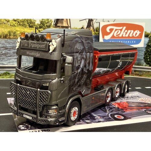 Tekno Tekno Scania Next Gen R-Highline 8x4 hooklift wit container THIZ