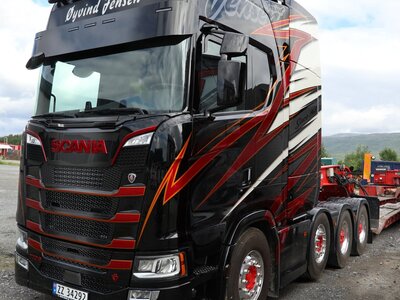 Tekno Tekno Scania NGS 8x4 Truck JENSEN