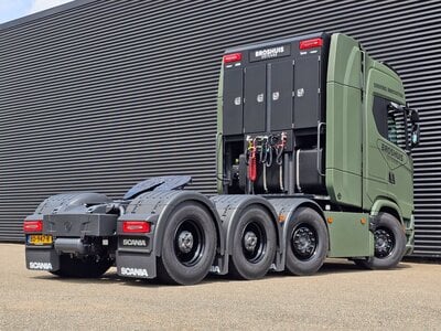 Tekno Tekno Scania NGS Highline 8x4 met 3-bed-5 dieplader BROSHUIS