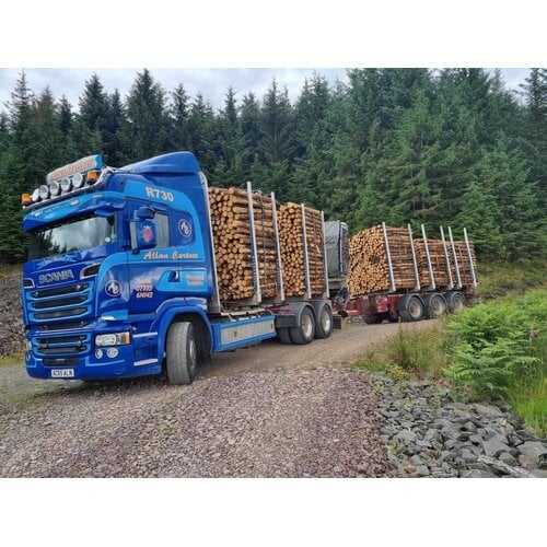 Tekno Tekno Scania R6 Streamline Highline Houtcombi met 3-assige wipkar ALLAN CARTNER