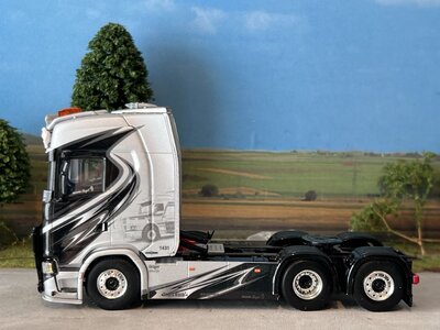 WSI WSI Scania S Highline 6x2 TANK CARGO