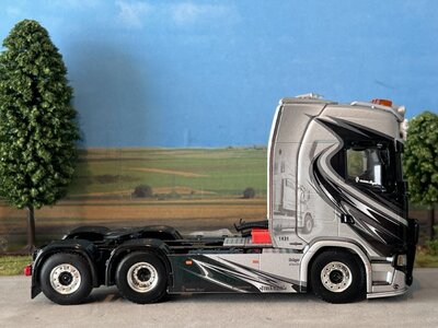 WSI WSI Scania S Highline 6x2 TANK CARGO