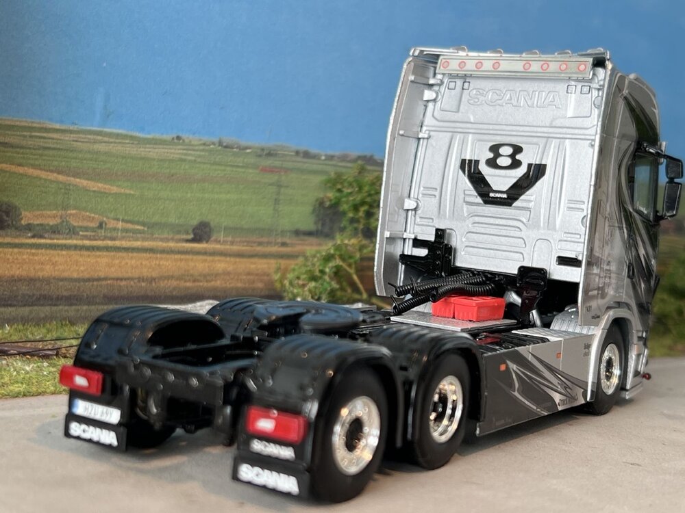 WSI WSI Scania S Highline 6x2 TANK CARGO