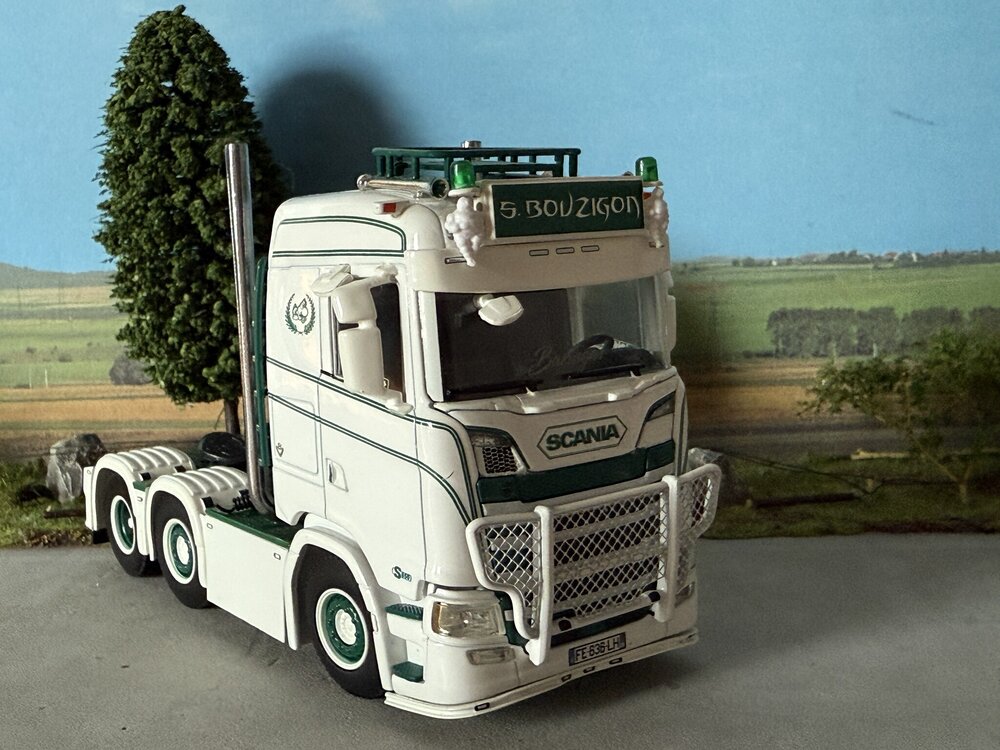 WSI WSI Scania S Normal 6x2 S. BOUZIGON