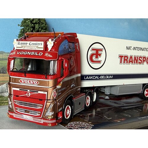 Tekno Tekno Volvo FH05 Globetrotter XL with 3-axle zamac reefer trailer RONNY CEUSTERS