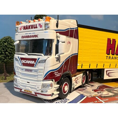 Tekno Tekno Scania Next Gen 6x2 with 3-axle curtainside trailer CHRISTENSEN HAKULL