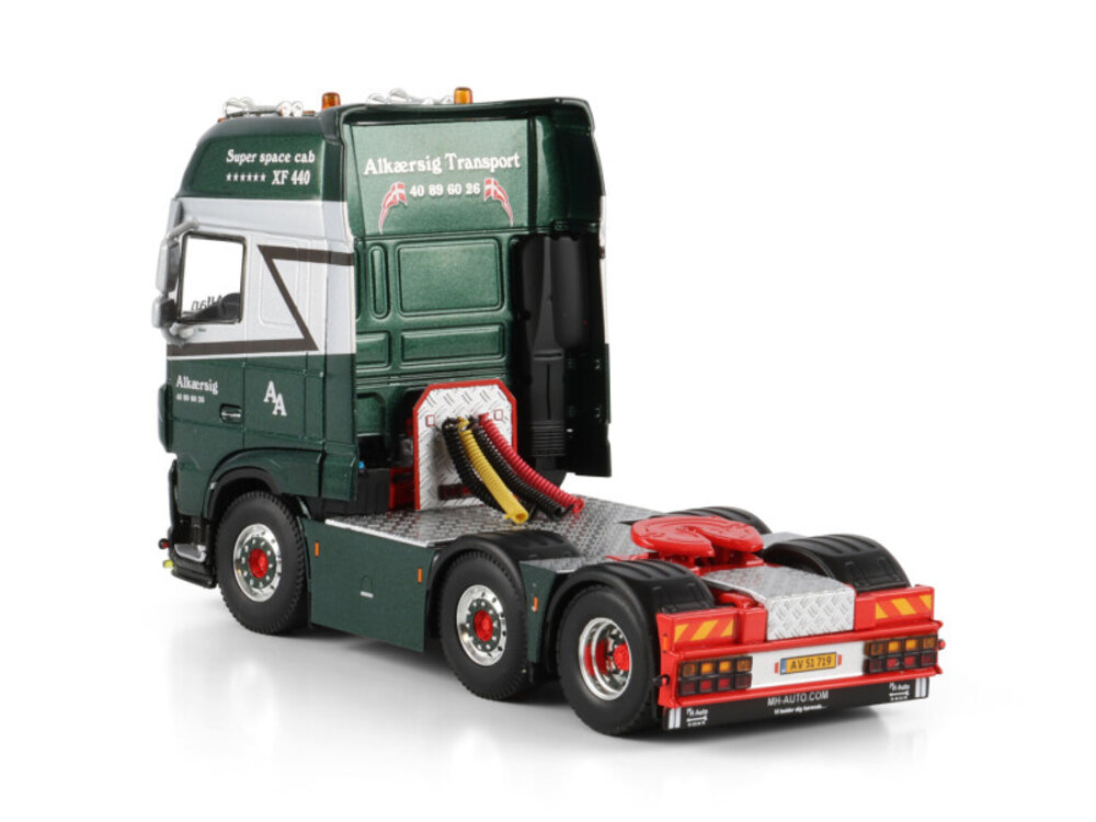 WSI WSI DAF XF Super Space Cab 6x2 ALLAN ALKAERSIG