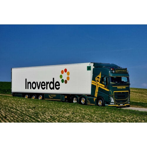 WSI WSI Volvo FH4 Globetrotter 6x2 met 3-assige midlift koeloplegger ENTLEBUCH