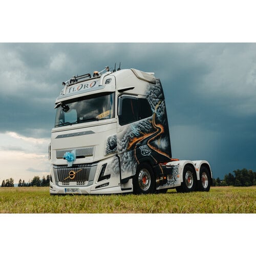 WSI WSI Volvo FH Aero Globetrotter XXL 6x2 midlift ROUTE 780