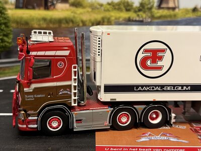 Tekno Tekno Scania  S-serie Lowline 6x2 with Zamac reefer trailer RONNY CEUSTERS