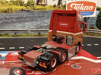Tekno Tekno Volvo FH04 Glob. XL 6x2 RONNY CEUSTERS