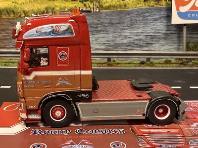 Tekno Tekno DAF XF Super Space Cab 4x2  RONNY CEUSTERS