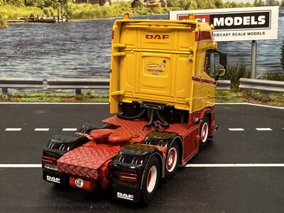 WSI WSI DAF XG+ 6x2 BKP CARGO