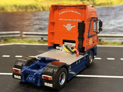 WSI WSI DAF 105XF Super Space Cab VERWEIJ'S TRUCKING