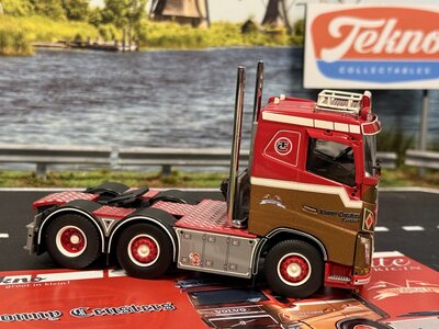 Tekno Tekno Volvo FH04 6x2 RONNY CEUSTERS