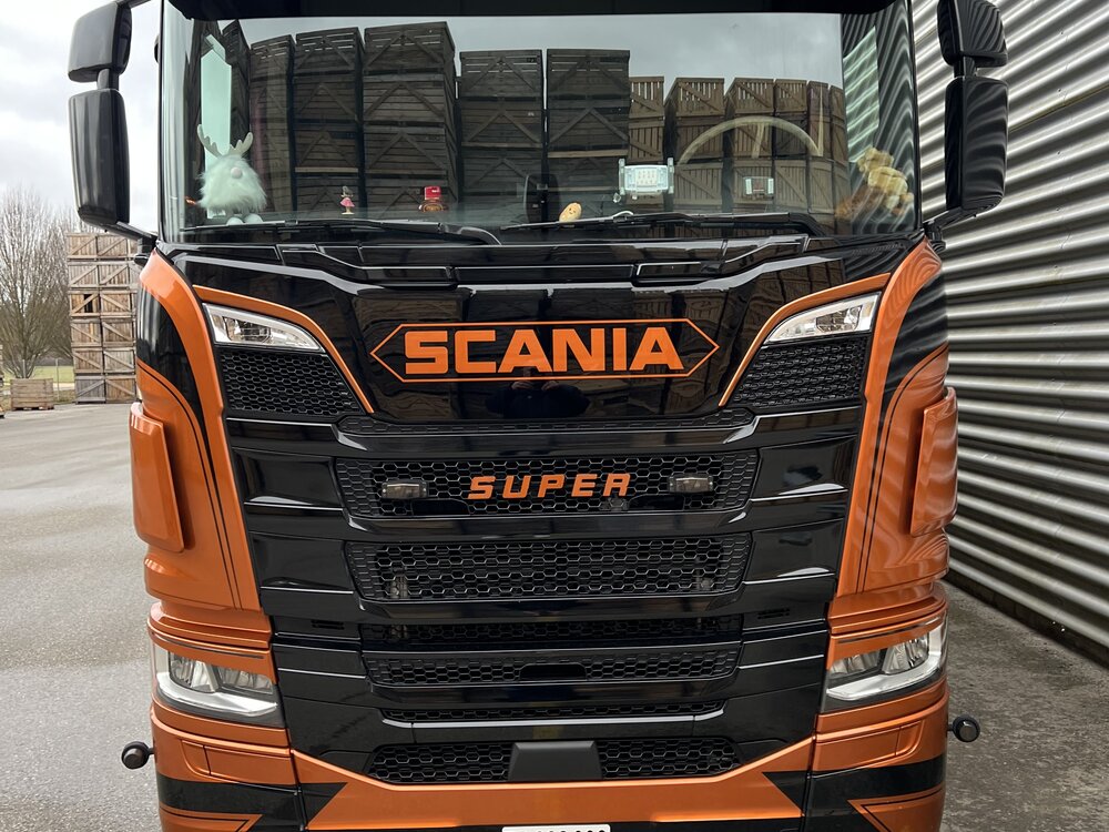 Tekno Tekno Scania NGR Normal Roof motorwagen met 3-assige schamel aanhanger R-TRANS