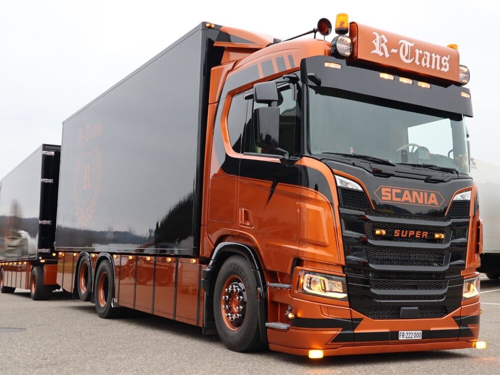 Tekno Tekno Scania NGR Normal Roof motorwagen met 3-assige schamel aanhanger R-TRANS