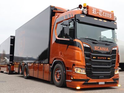 Tekno Tekno Scania NGR Normal Roof rigid truck with 3-axle trailer R-TRANS