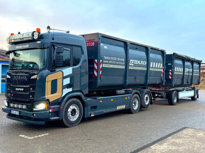 WSI WSI Scania R Normal 6x2 riged truck with hooklift system with 2-axle container trailer + 2 x container  OEHLRICH