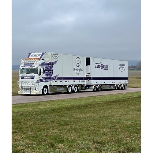 Tekno Tekno Volvo FH05 Globetrotter Zweedse 24m combi MALMBERGS