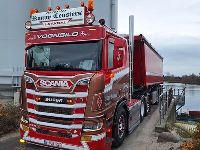 Tekno Tekno Scania NGR Lowroof 6x2 with 3-axle meiller tipper RONNY CEUSTERS