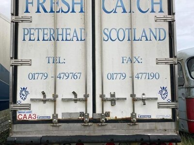 WSI WSI Scania 143M streamline 6x2 met 3-as koeloplegger C.A. ANDERSON FRESHCATCH Peterhead Scotland