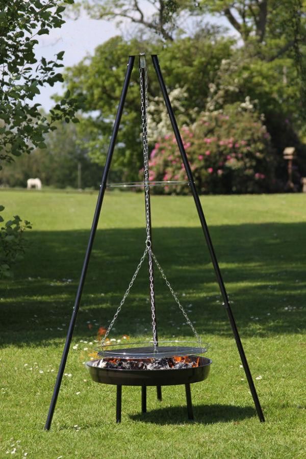 Paleis camouflage Brullen Camping Fire Pit & Tripod | Woodburner.nl