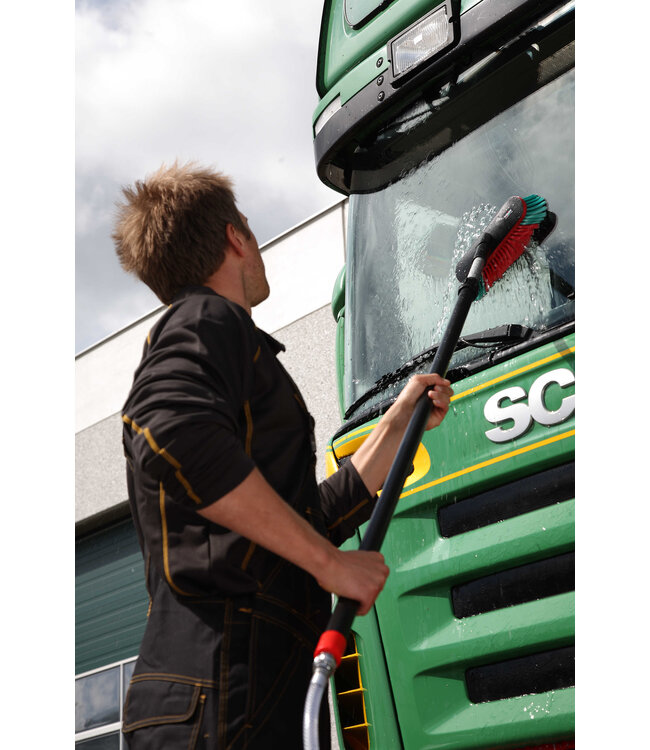 Vikan Spazzolone per auto con passaggio acqua, 370 mm, Morbido/Sfrangiato, Nero