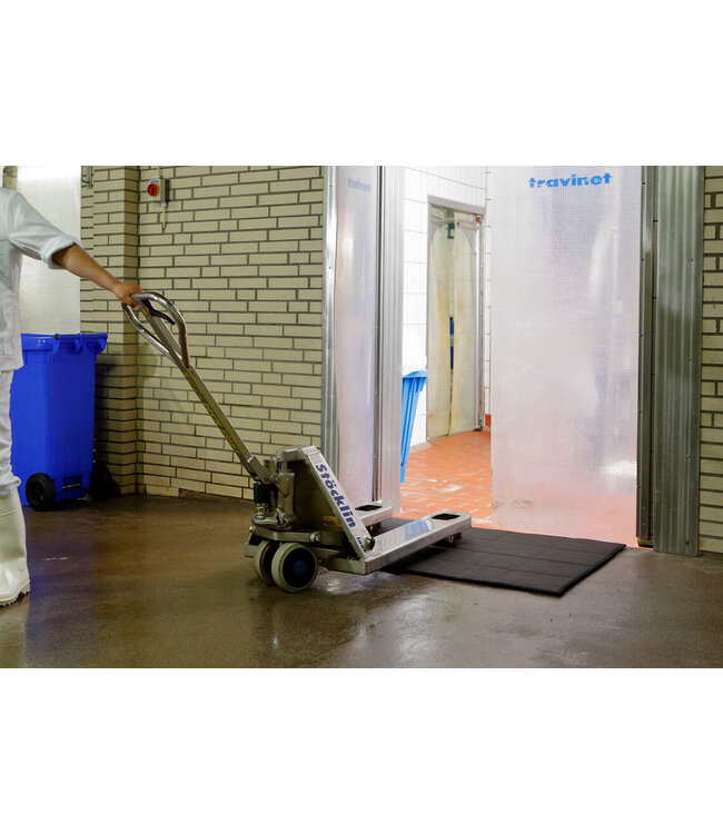 Le tapis de désinfection peut être renversé