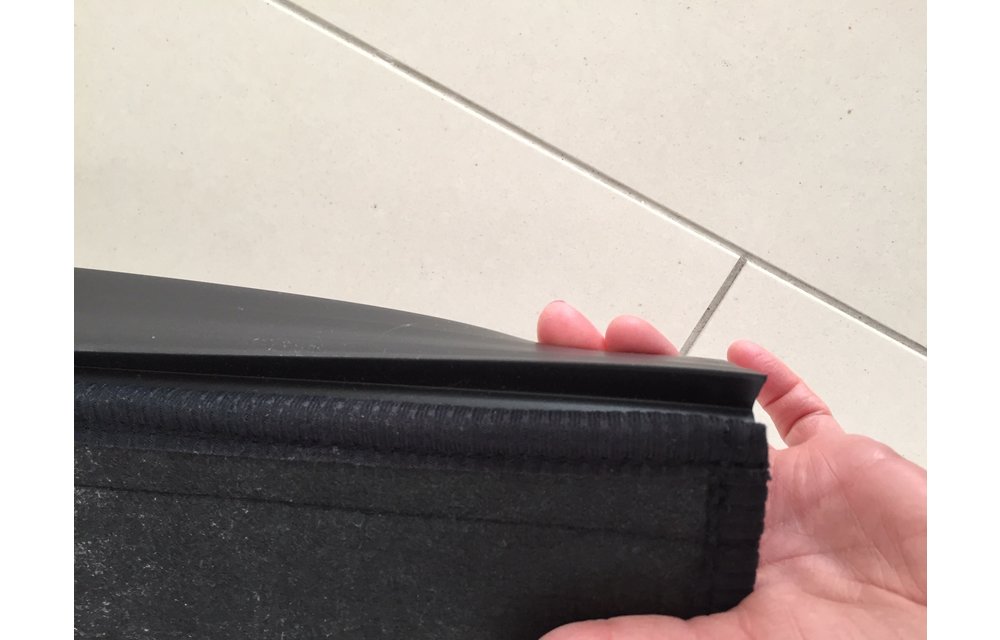 Desinfektionsmatte befahrbar mit zweiseitiger Auffahrrampe - Längsseite